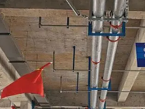 刚察管廊支架的安装方法